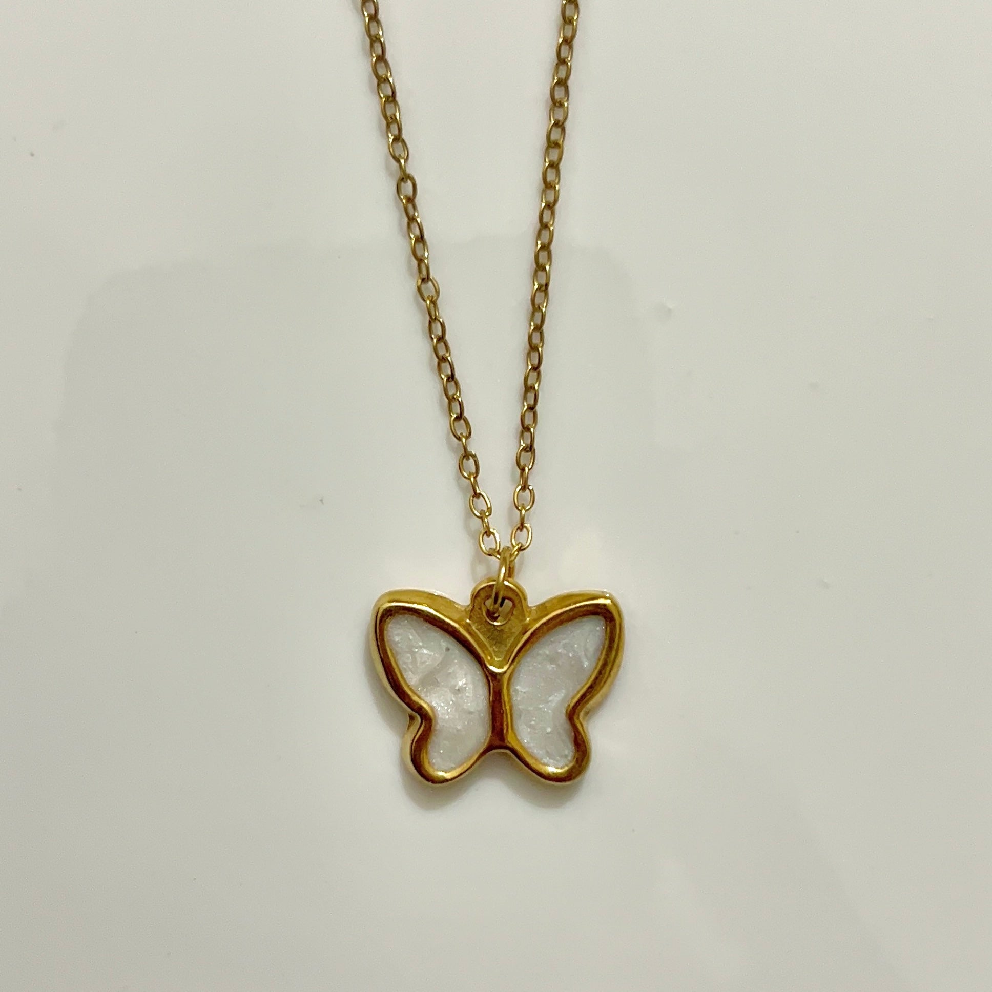 butterfly neckace-stainless