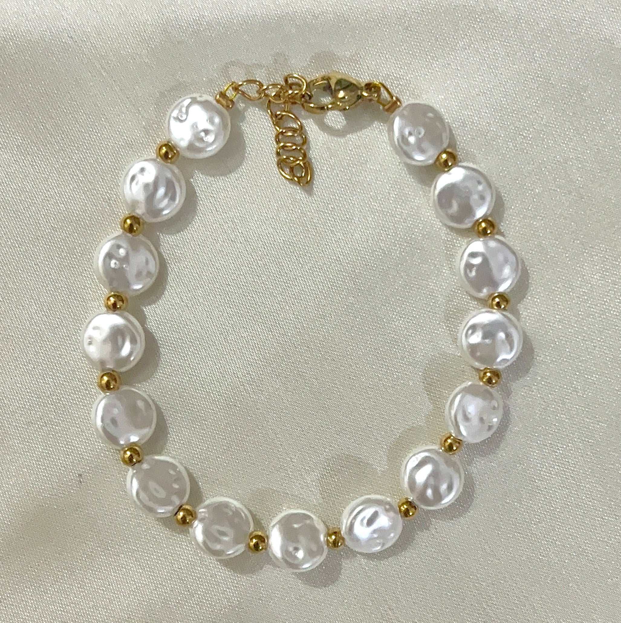 the og pearl bracelet