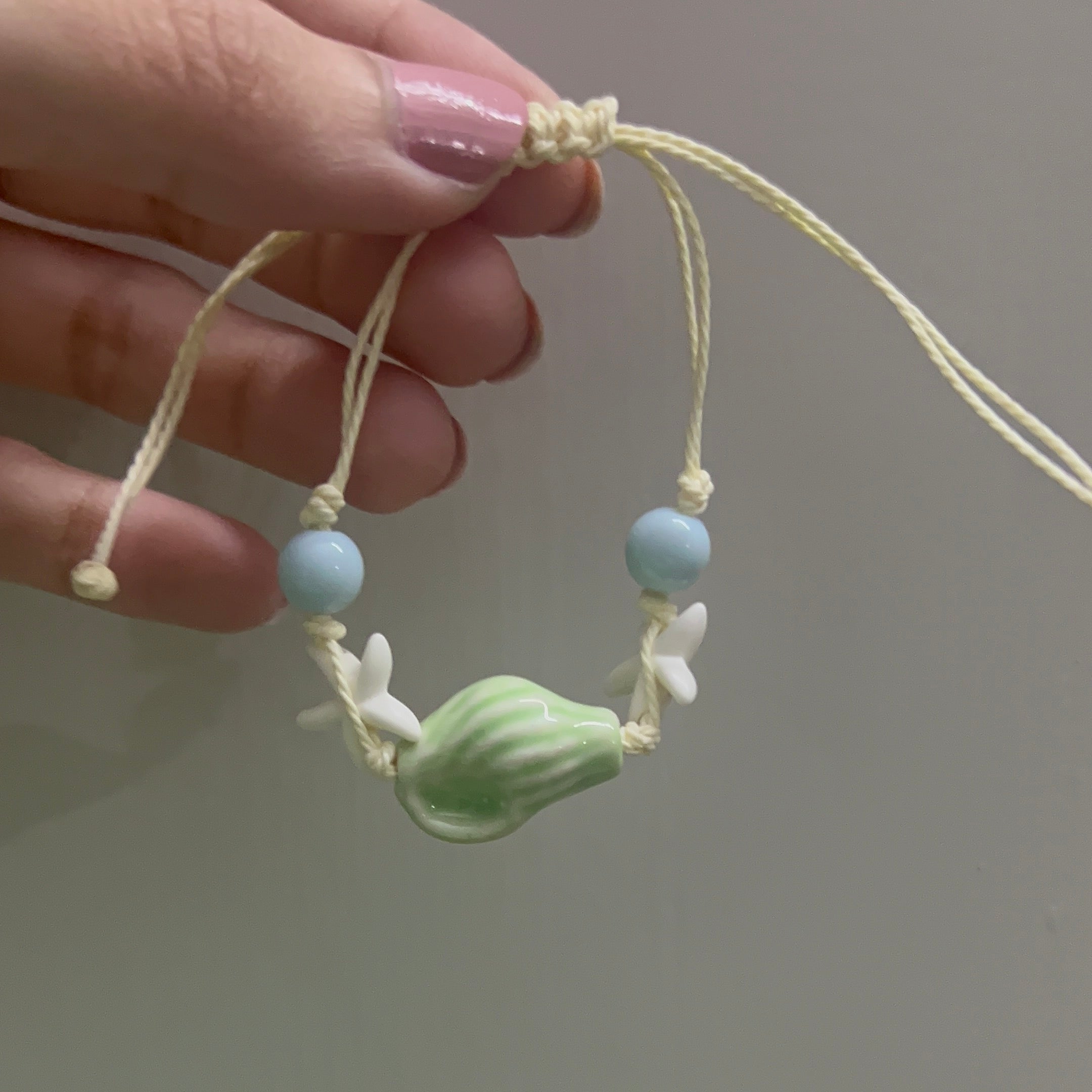 adjustable seashell bracelet