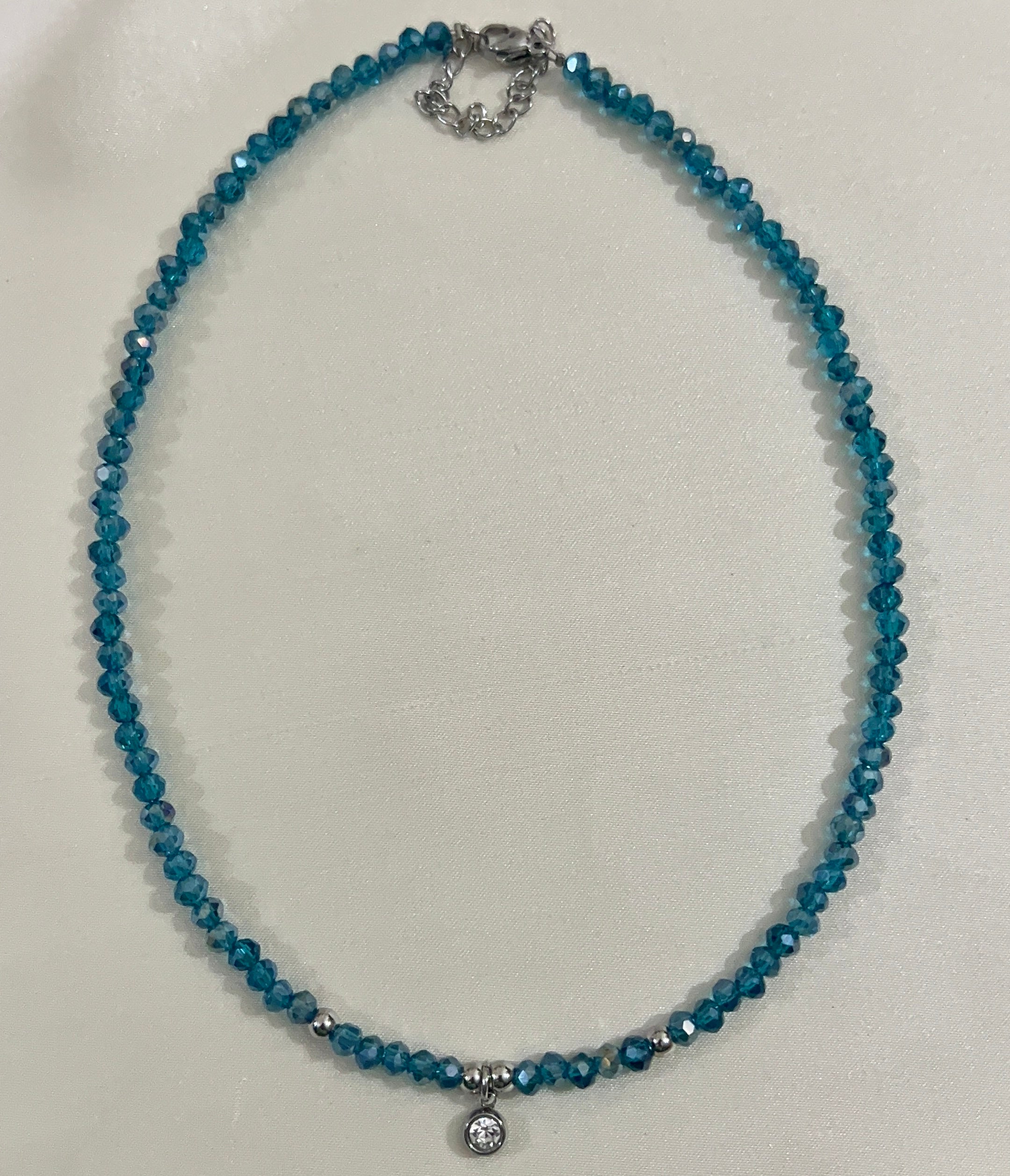 deep blue necklace