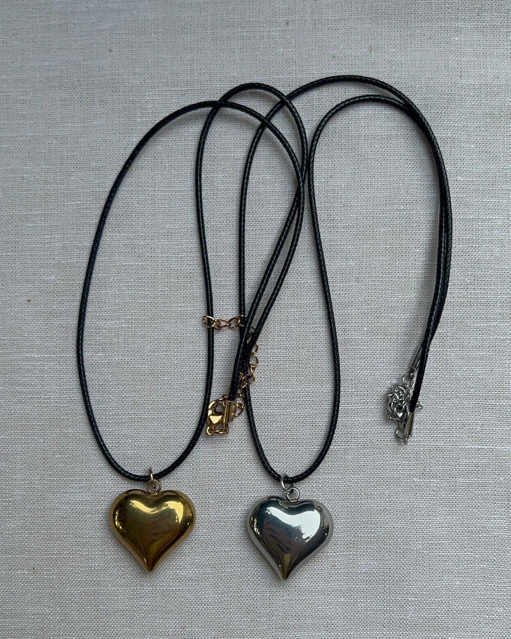 heart cord necklace